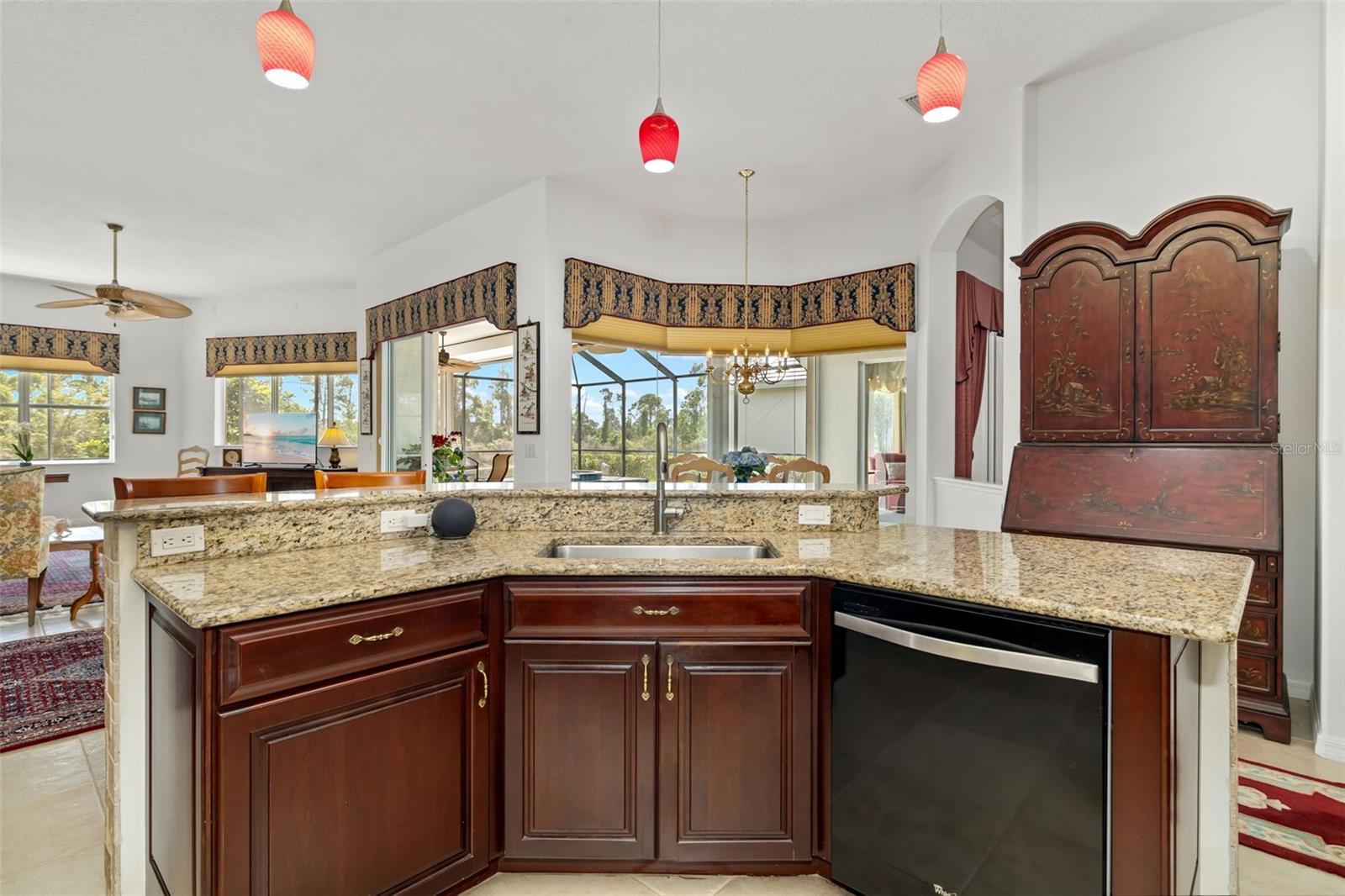 Image 51 of 76 For 1016 Scherer Way