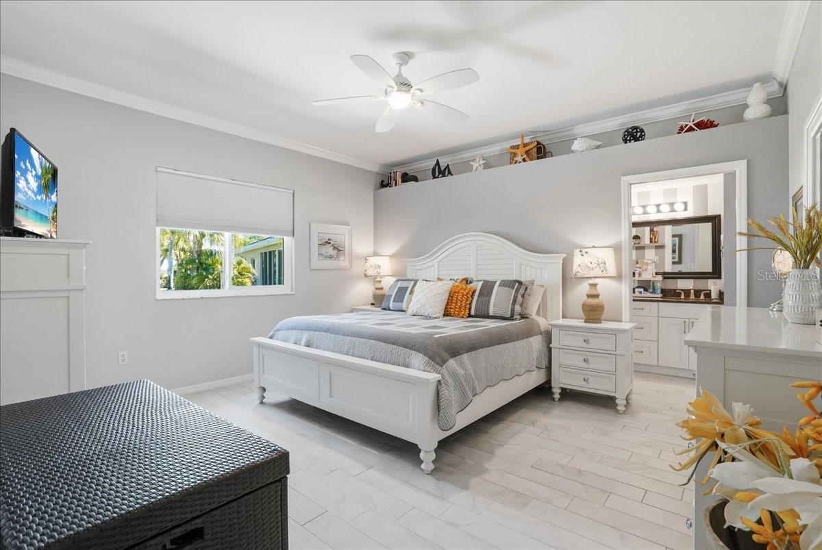 Image 38 of 69 For 6911 Stoneywalk Court