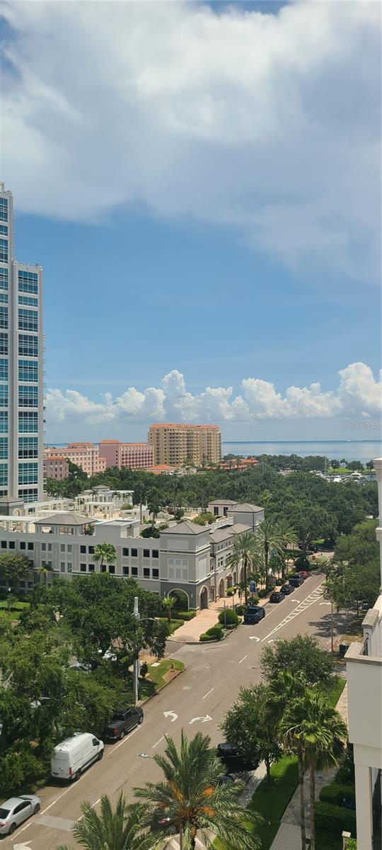 Image 40 of 42 For 126 4th Avenue Ne 801