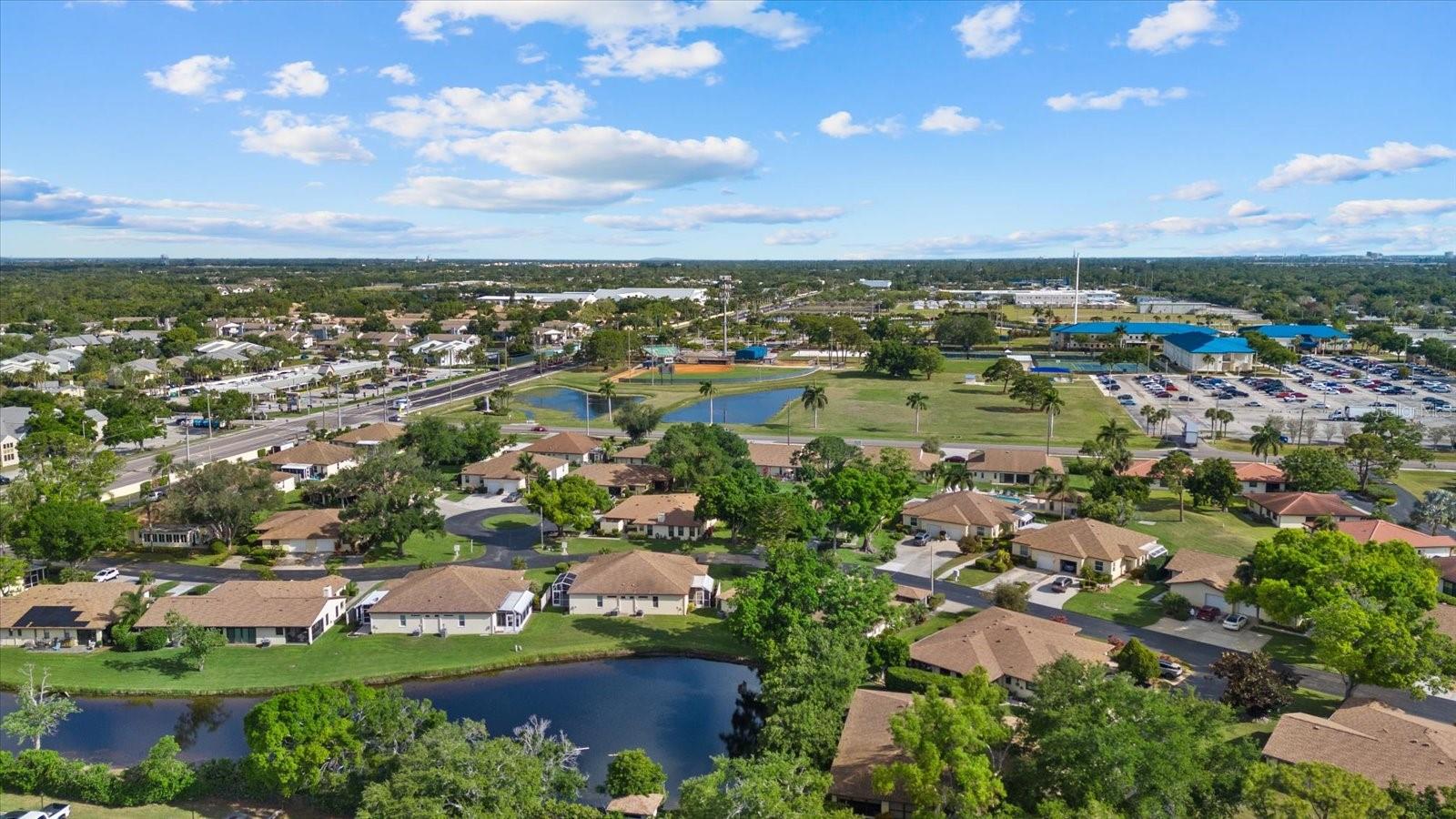 Image 24 of 31 For 6033 34th Street W 28