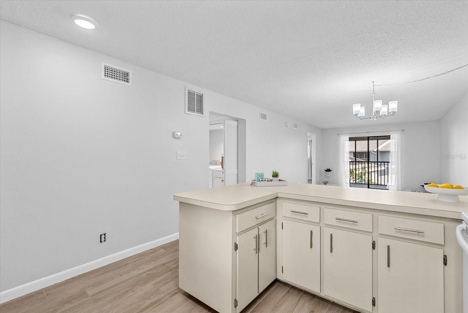 Image 5 of 31 For 6033 34th Street W 28