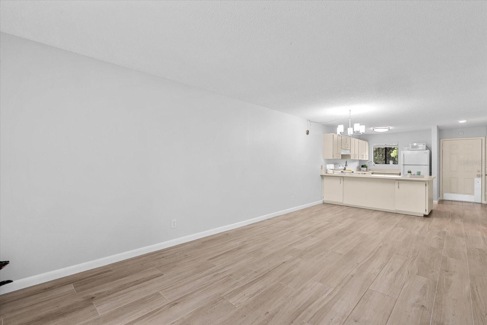 Image 8 of 31 For 6033 34th Street W 28