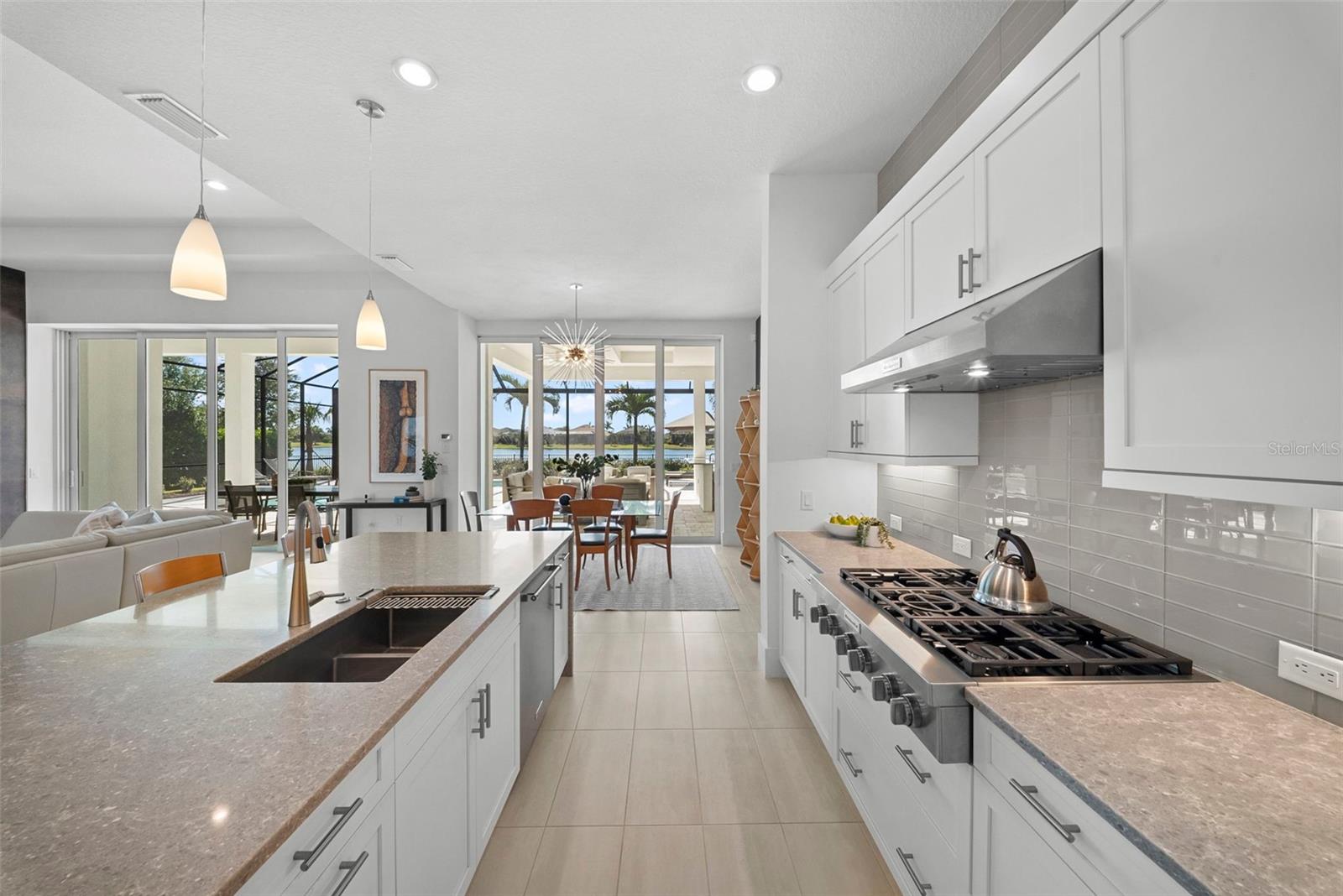 Image 16 of 64 For 16826 Clearlake Avenue