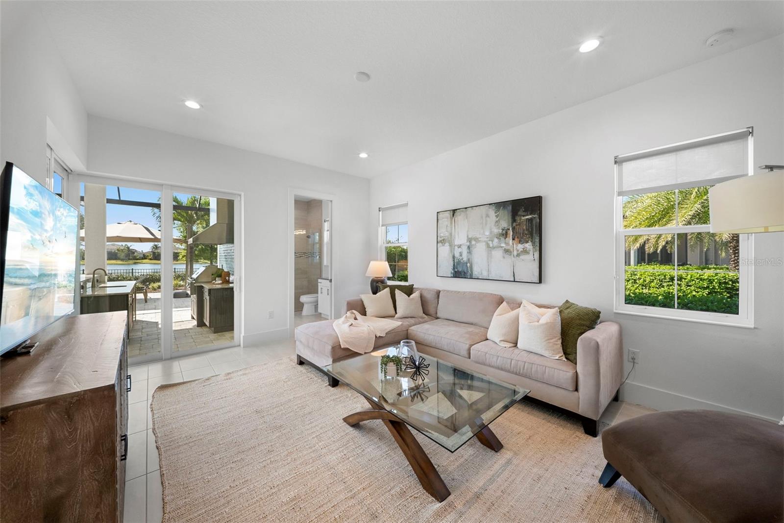 Image 28 of 64 For 16826 Clearlake Avenue