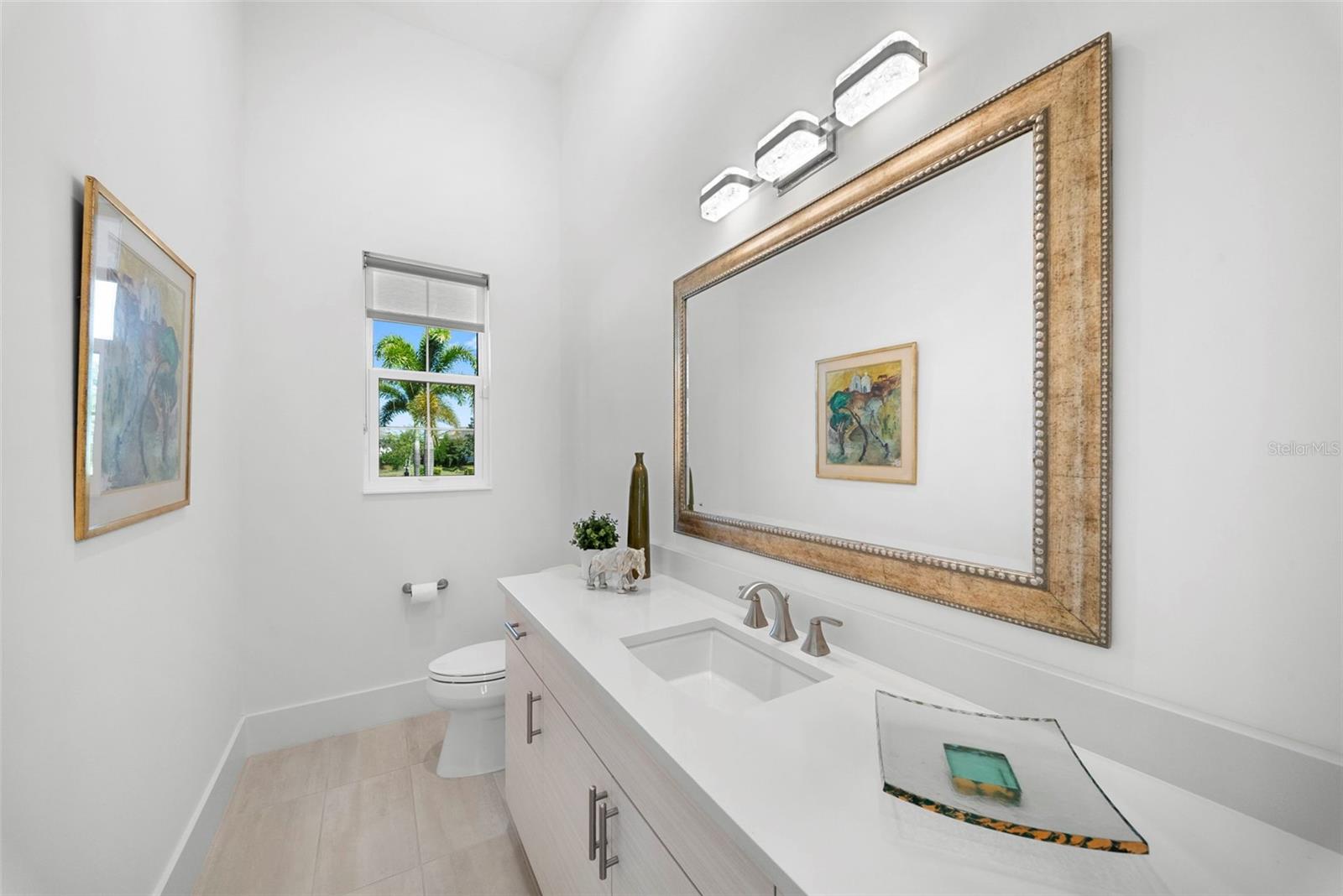 Image 36 of 64 For 16826 Clearlake Avenue