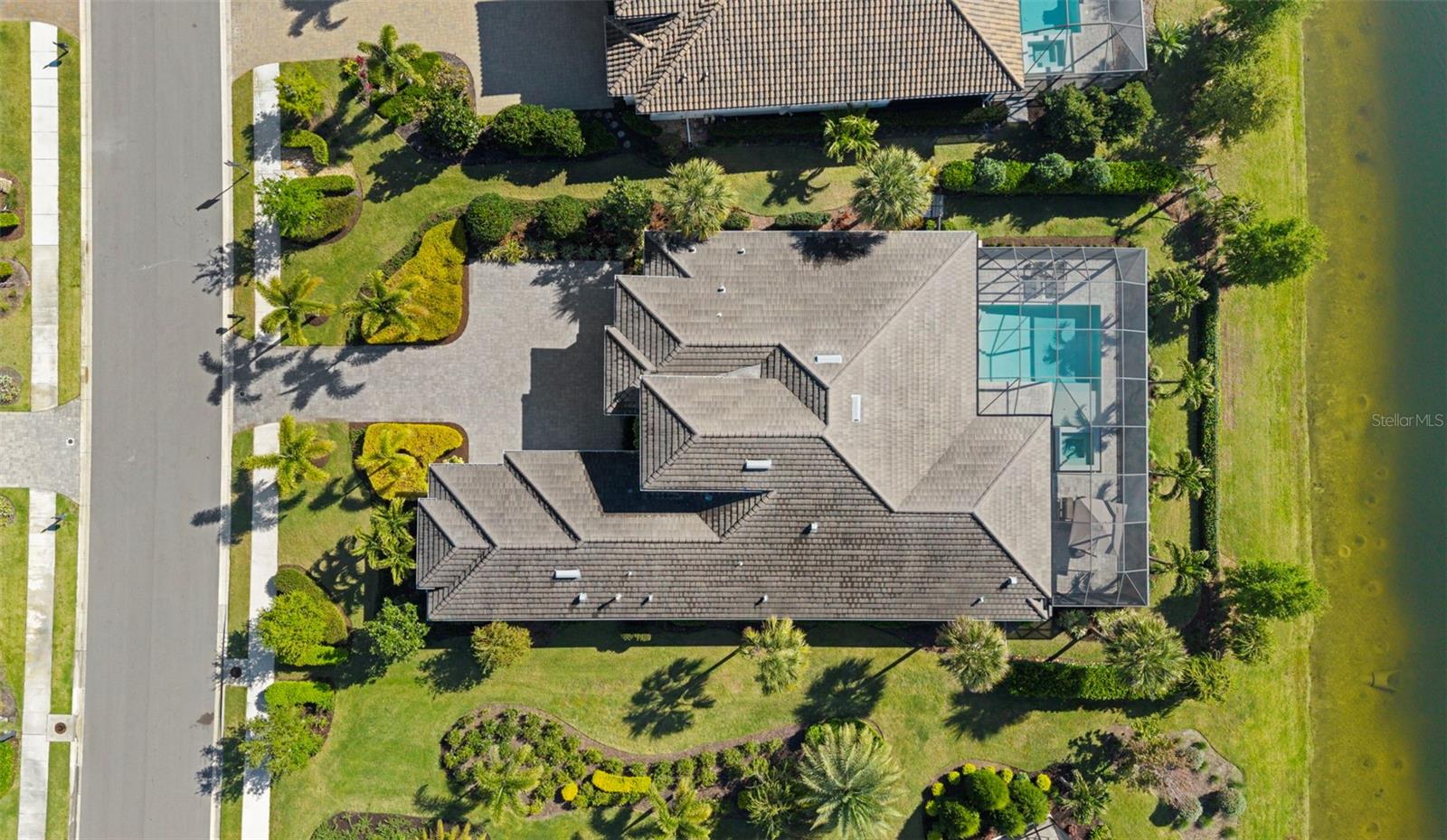 Image 49 of 64 For 16826 Clearlake Avenue