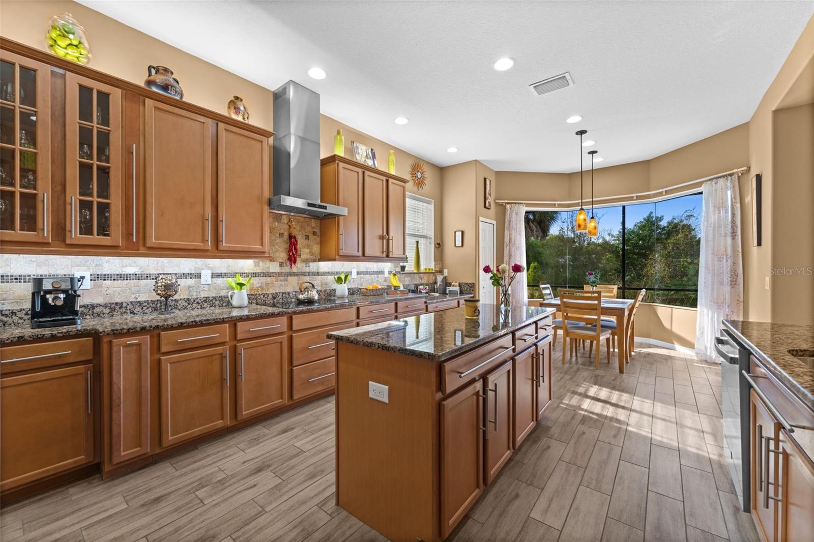 Image 10 of 56 For 5326 Napa Drive