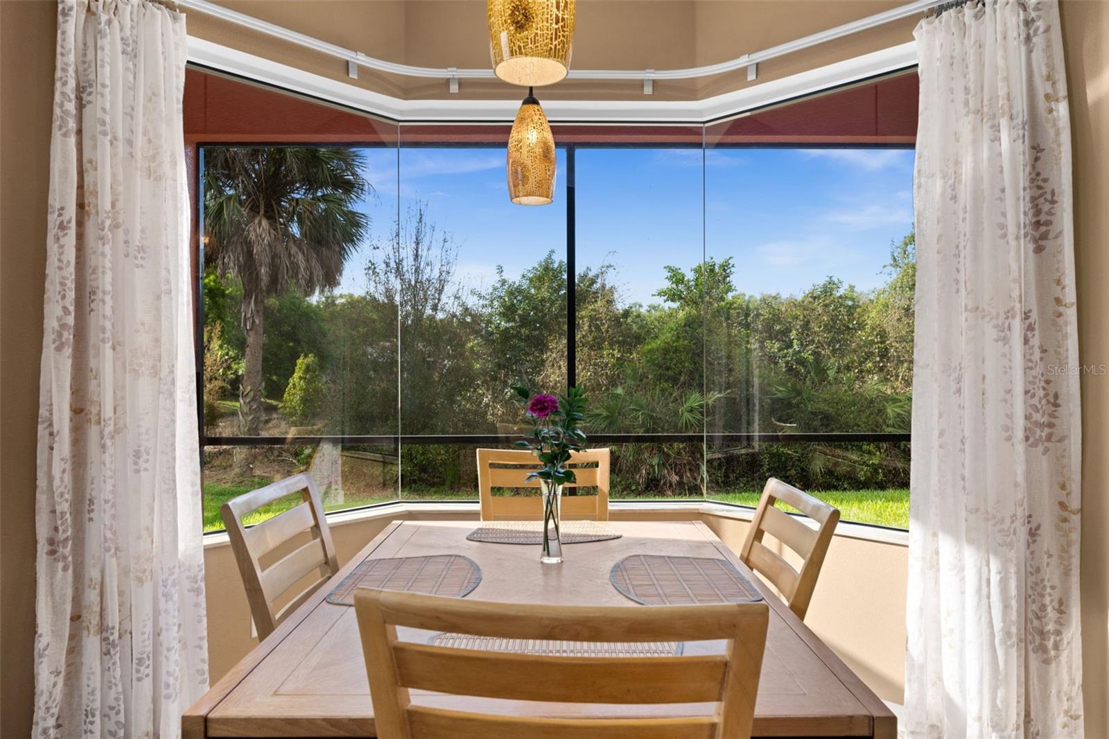 Image 13 of 56 For 5326 Napa Drive