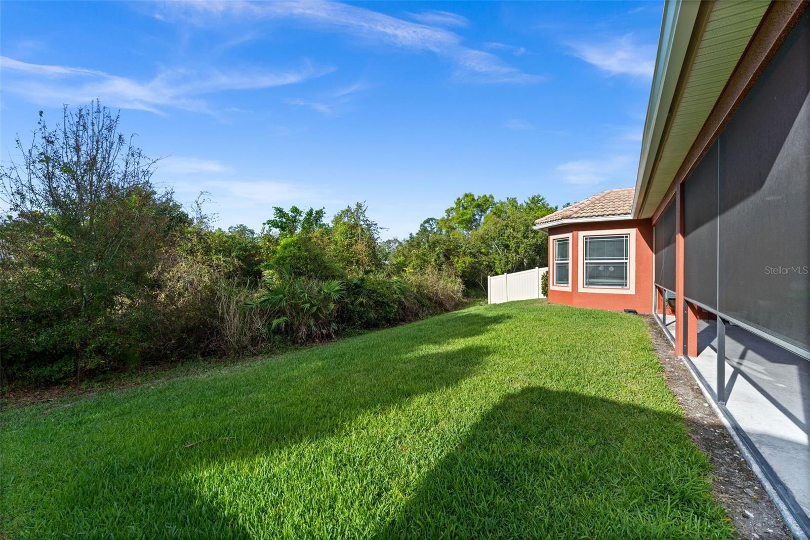 Image 21 of 56 For 5326 Napa Drive