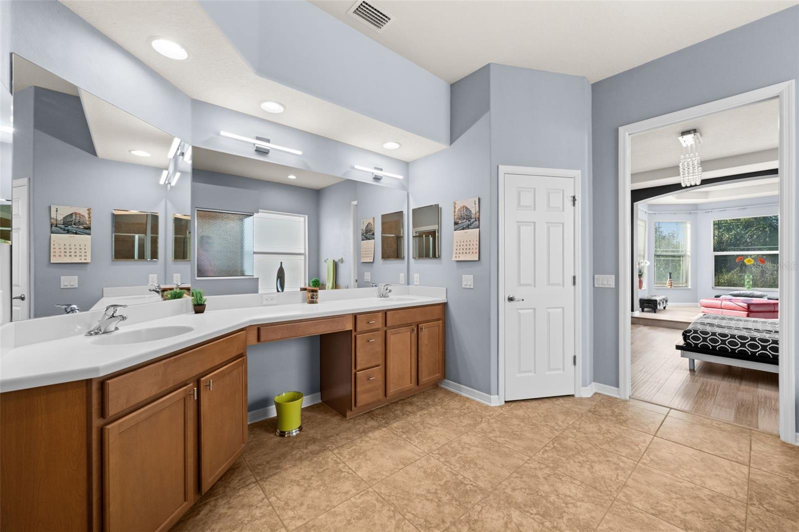 Image 25 of 56 For 5326 Napa Drive