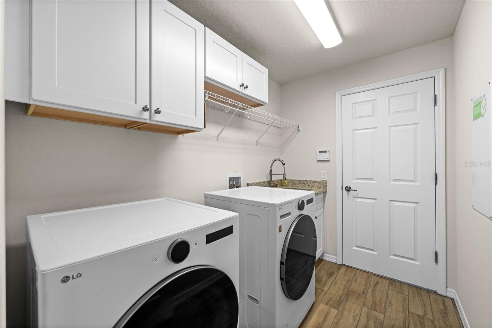 Image 28 of 56 For 5326 Napa Drive