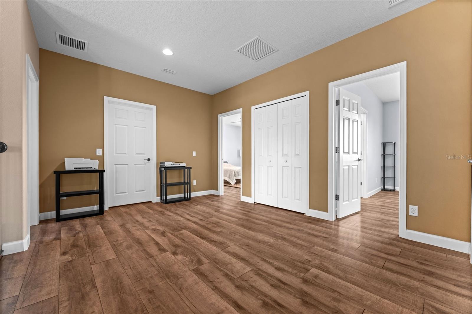 Image 31 of 56 For 5326 Napa Drive