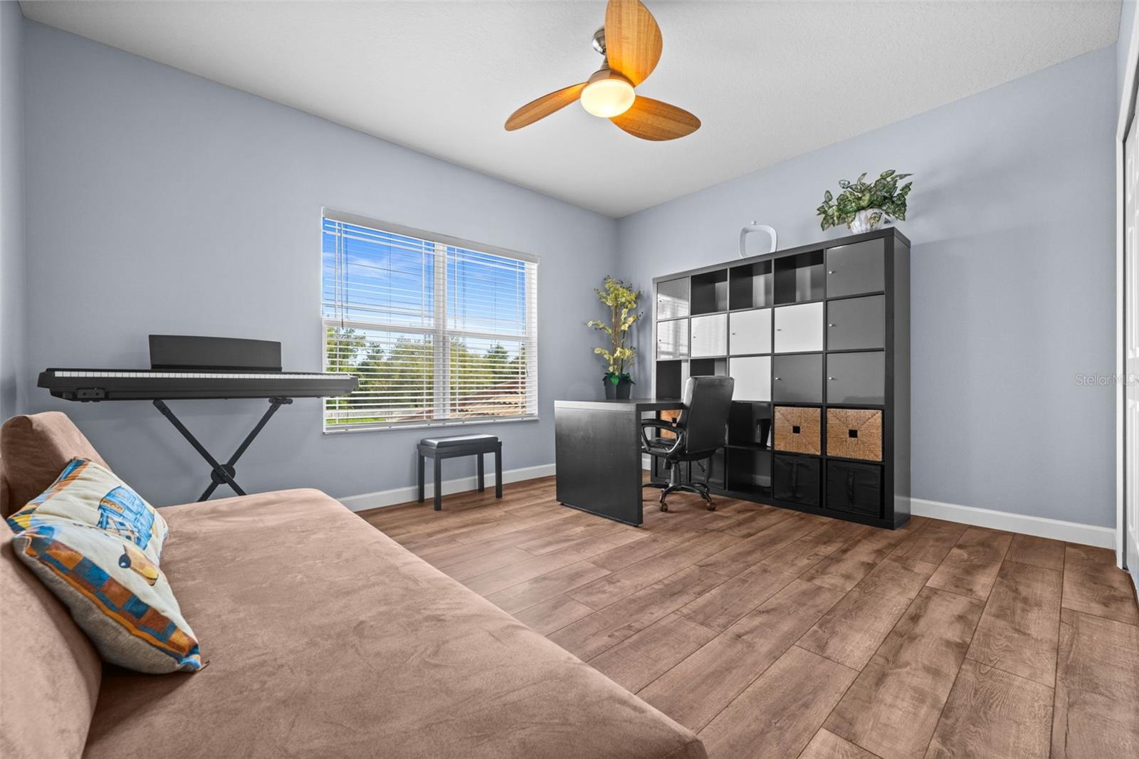 Image 33 of 56 For 5326 Napa Drive