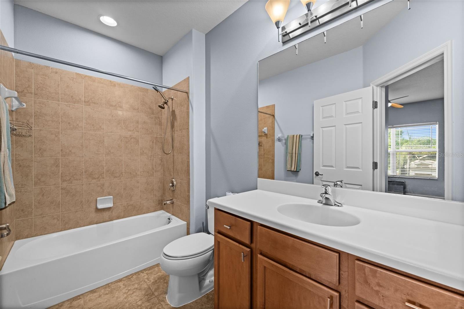 Image 34 of 56 For 5326 Napa Drive