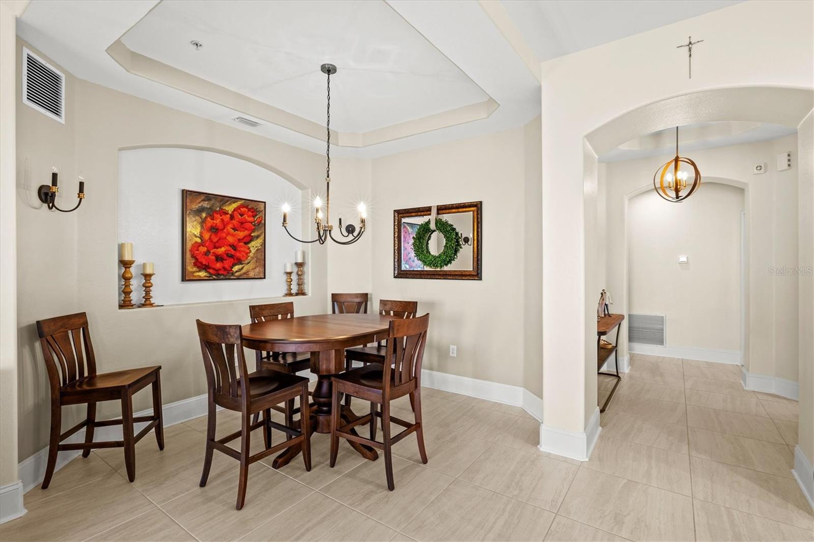 Image 20 of 100 For 1135 Riverscape Street 1135