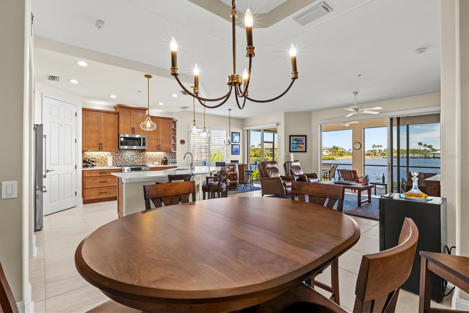 Image 21 of 100 For 1135 Riverscape Street 1135