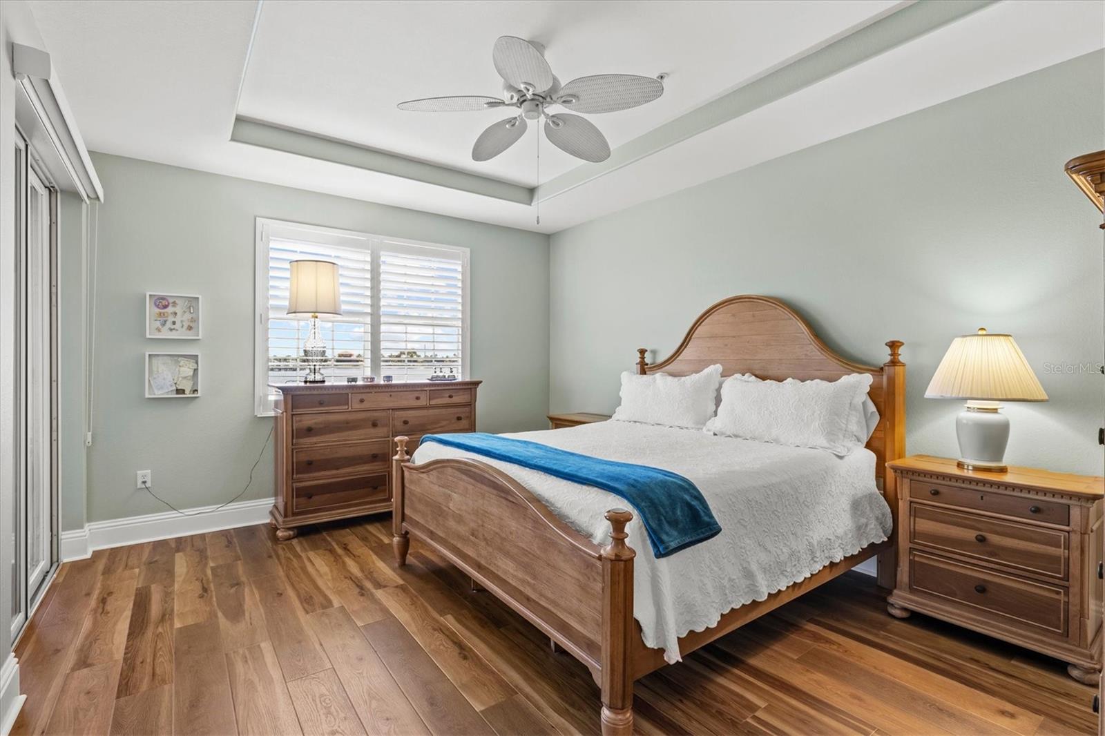 Image 28 of 100 For 1135 Riverscape Street 1135