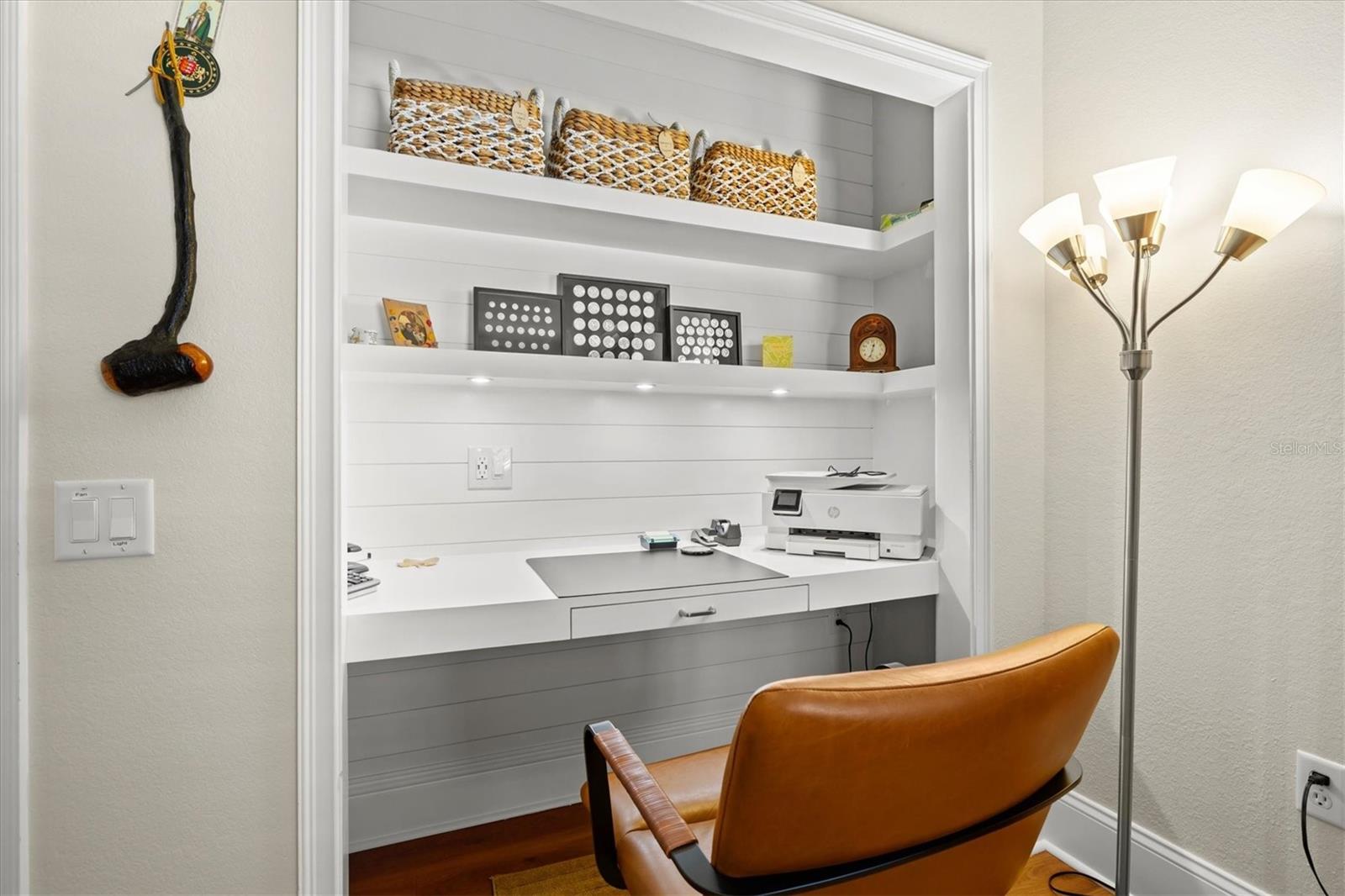 Image 40 of 100 For 1135 Riverscape Street 1135