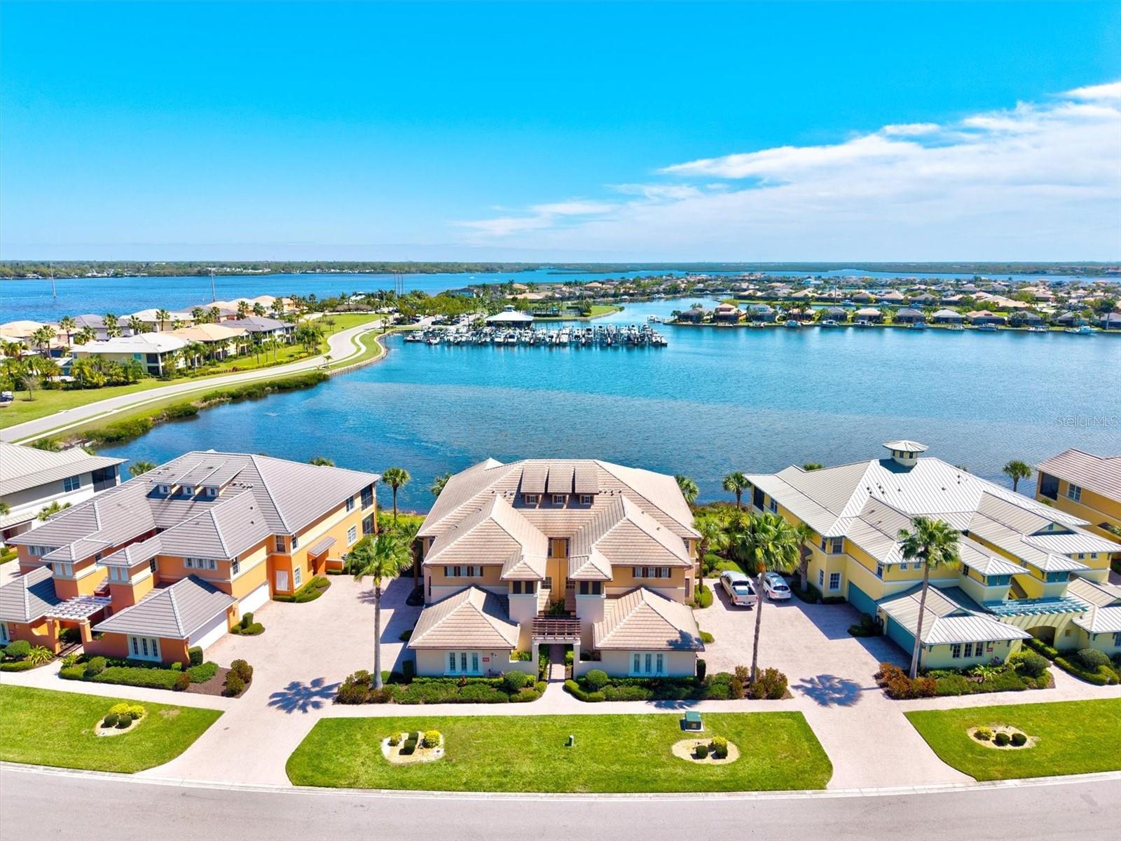 Image 56 of 100 For 1135 Riverscape Street 1135