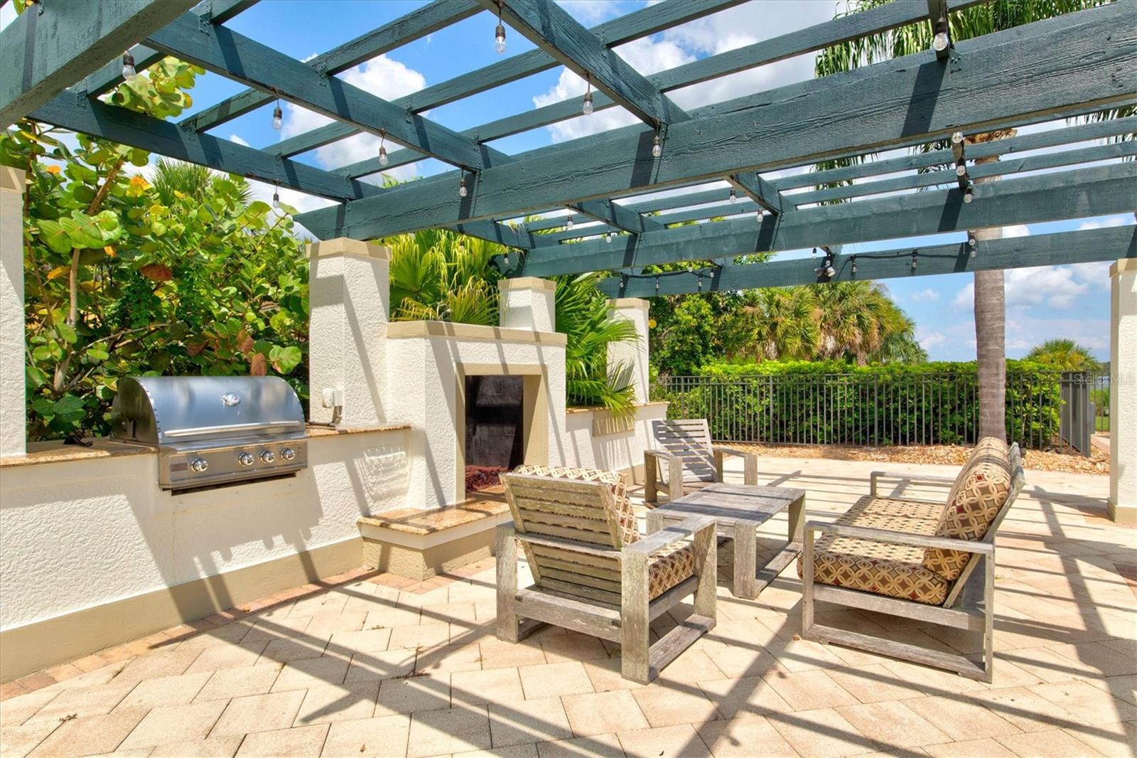 Image 79 of 100 For 1135 Riverscape Street 1135