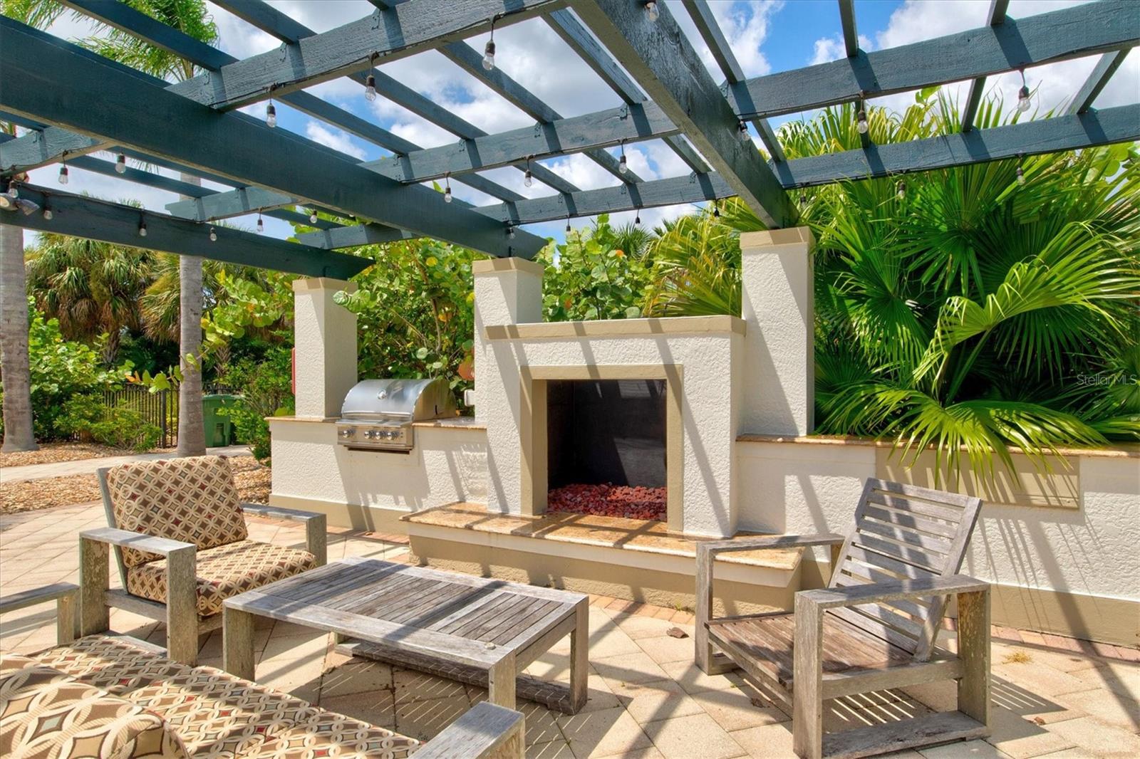 Image 80 of 100 For 1135 Riverscape Street 1135