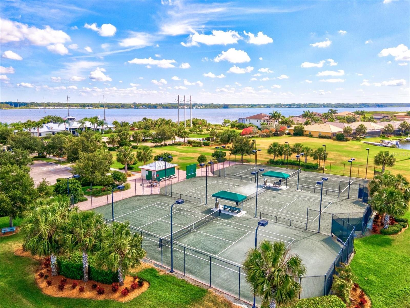 Image 87 of 100 For 1135 Riverscape Street 1135