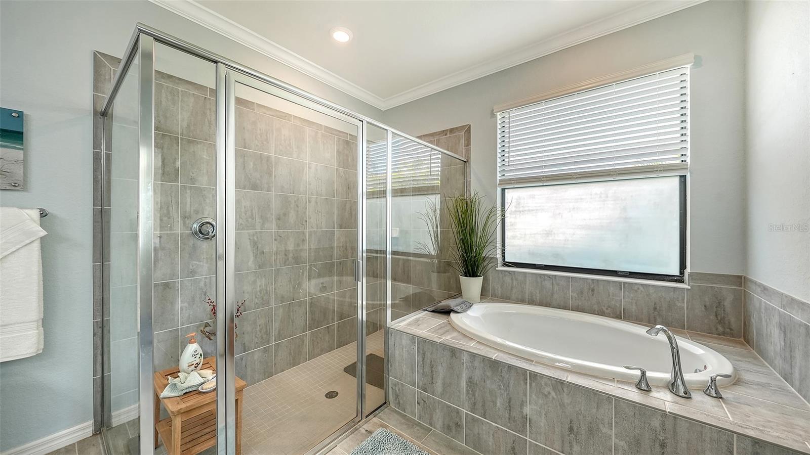 Image 16 of 78 For 17241 Blue Ridge Place