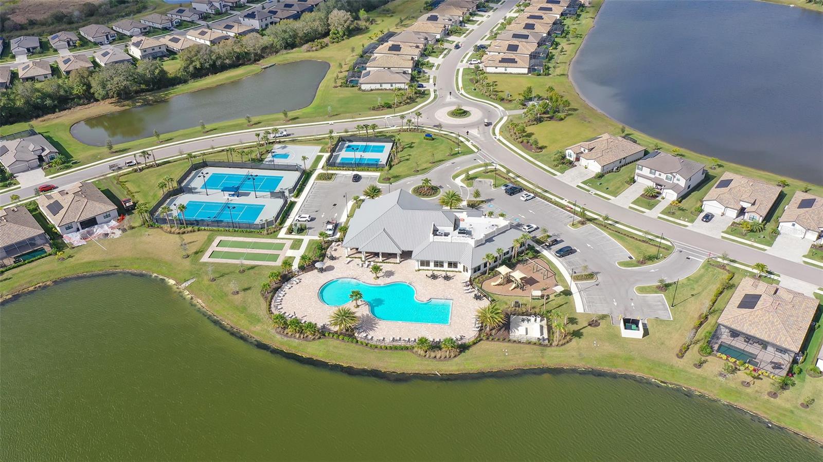 Image 46 of 78 For 17241 Blue Ridge Place