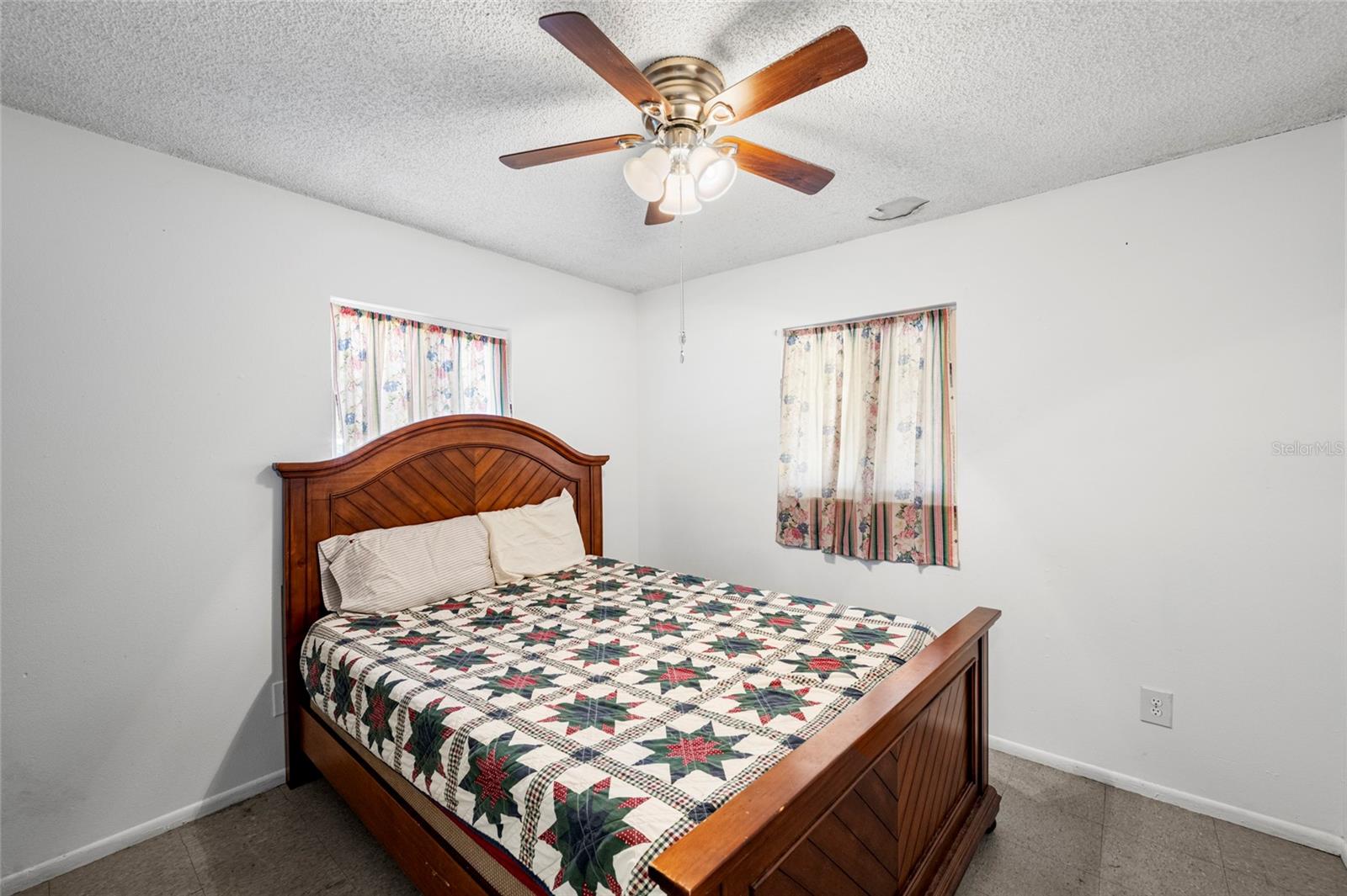 Image 16 of 27 For 3521 49th Street