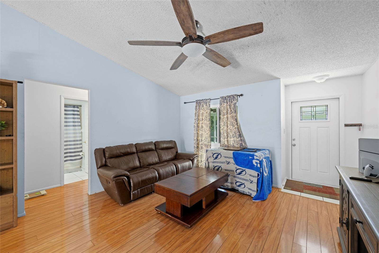 Image 4 of 27 For 3521 49th Street