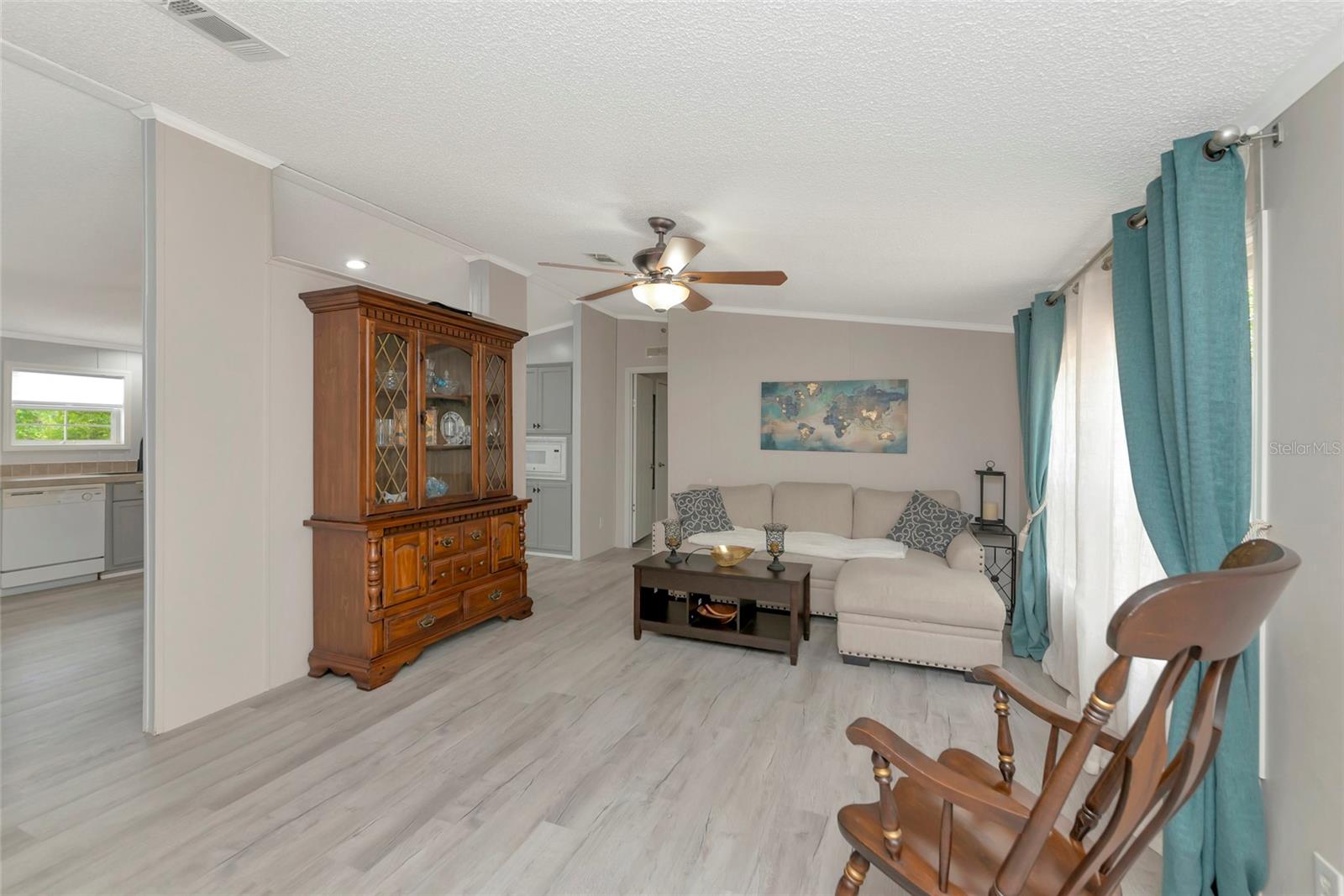 Listing photo id 16 for 32098 Singletary Road