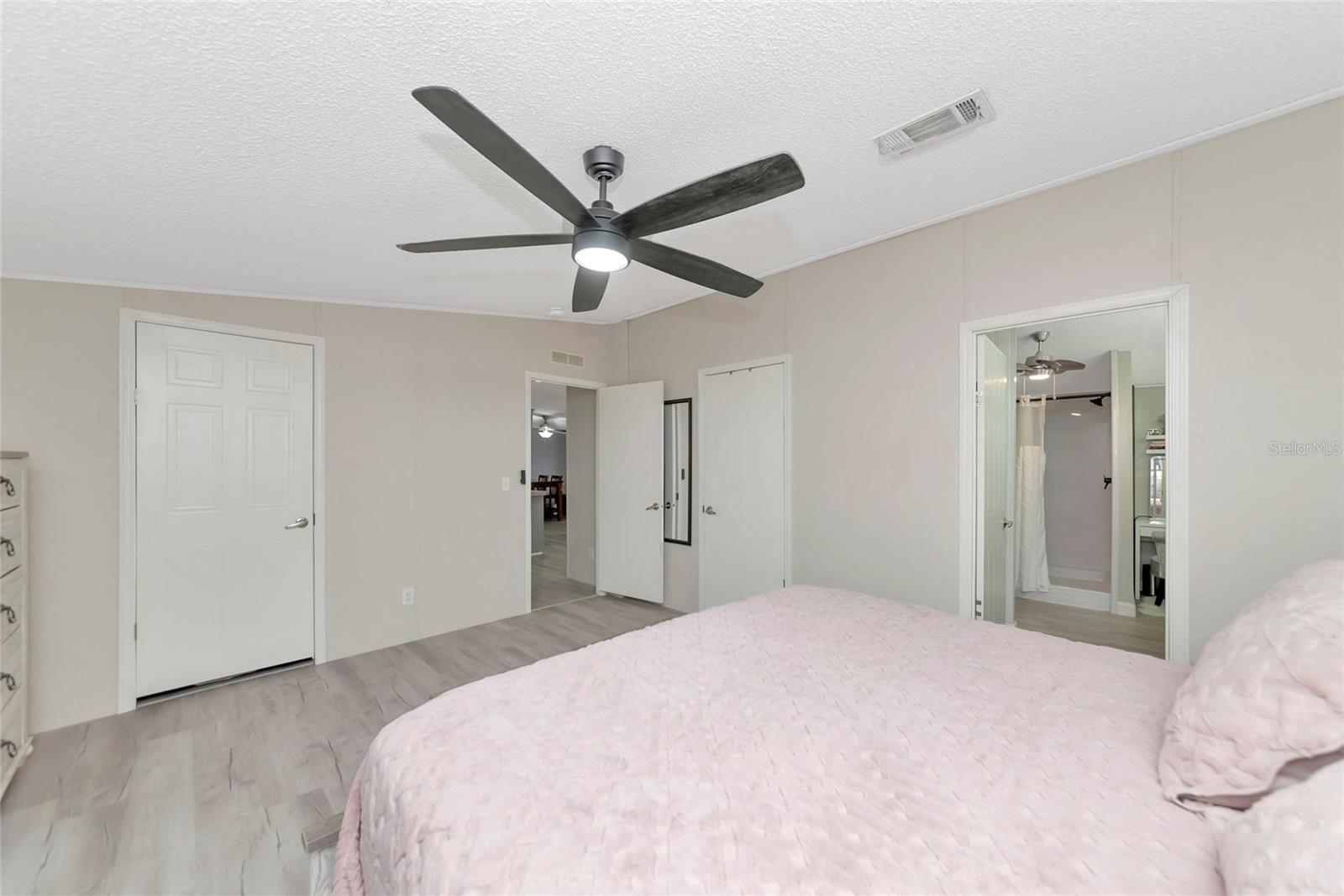 Listing photo id 23 for 32098 Singletary Road