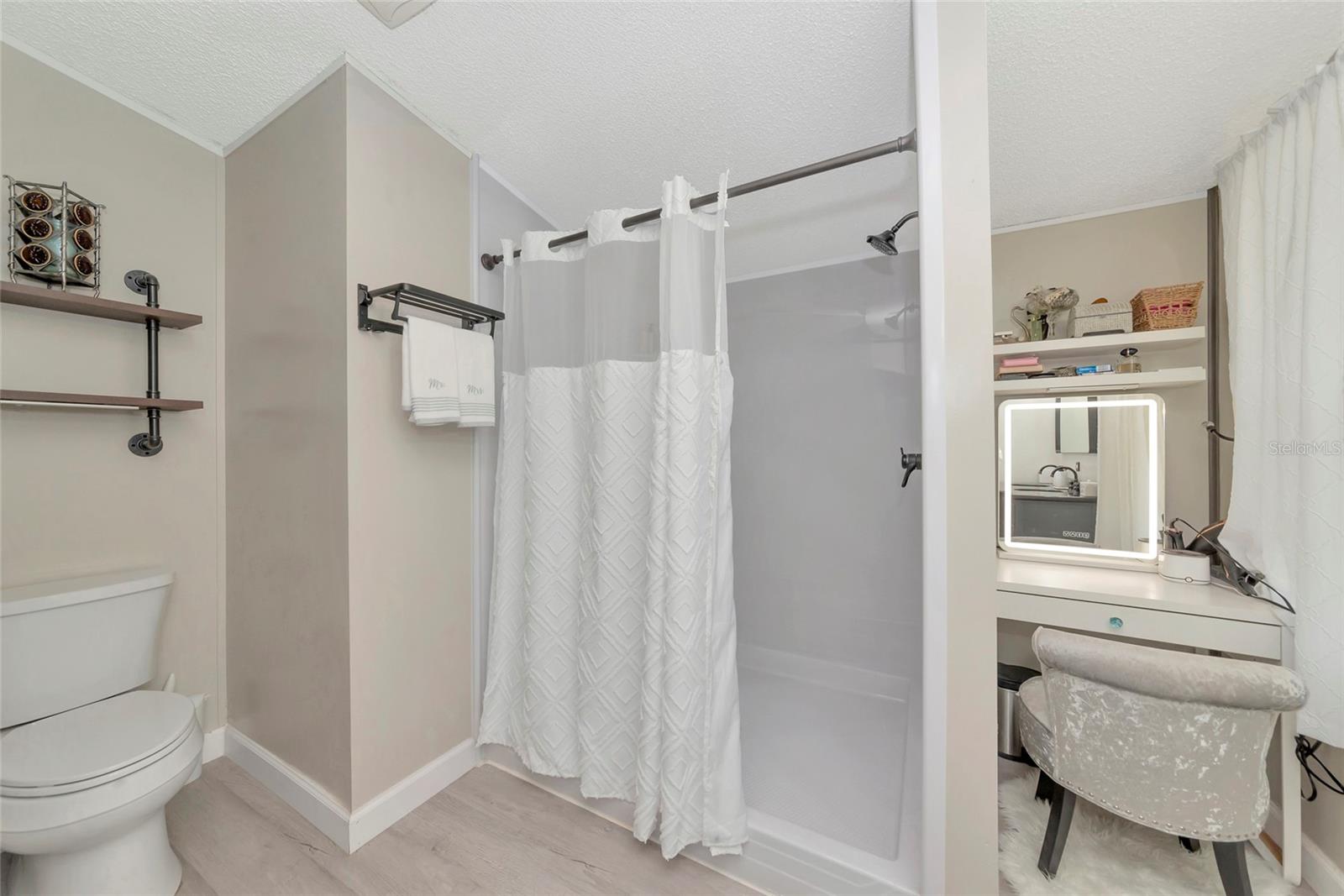 Listing photo id 25 for 32098 Singletary Road