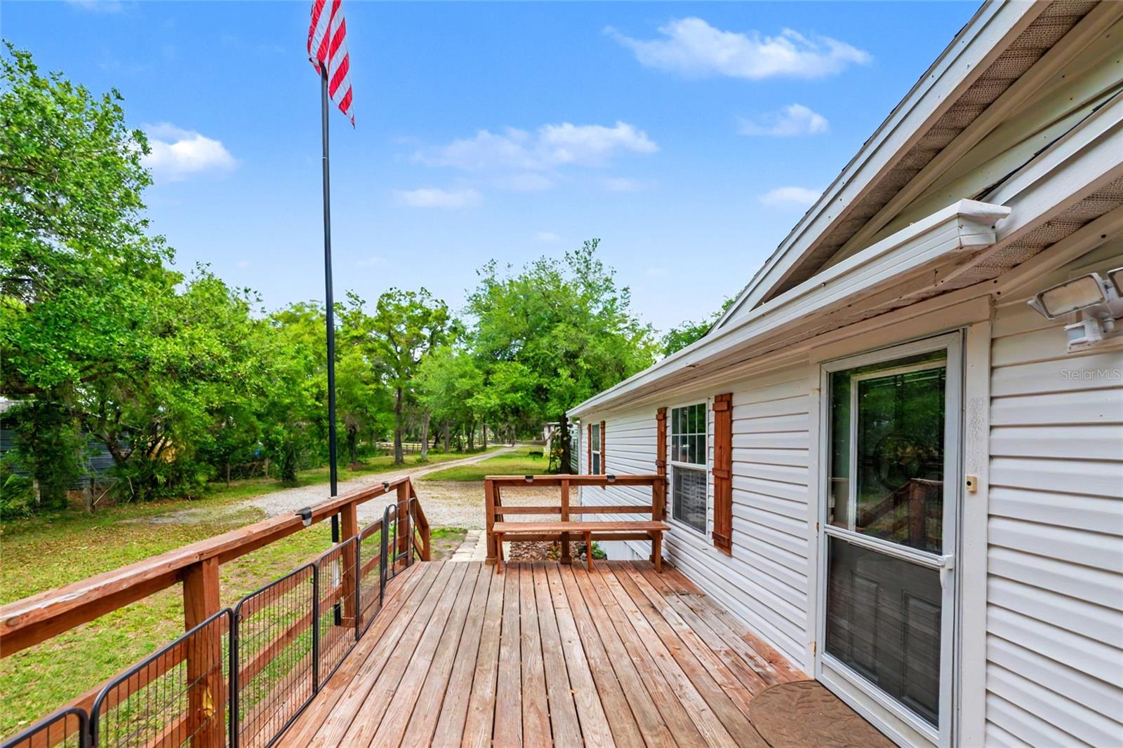 Listing photo id 43 for 32098 Singletary Road