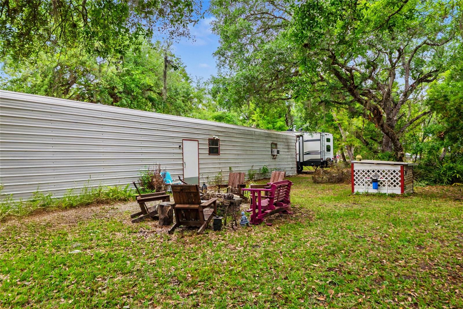 Listing photo id 52 for 32098 Singletary Road