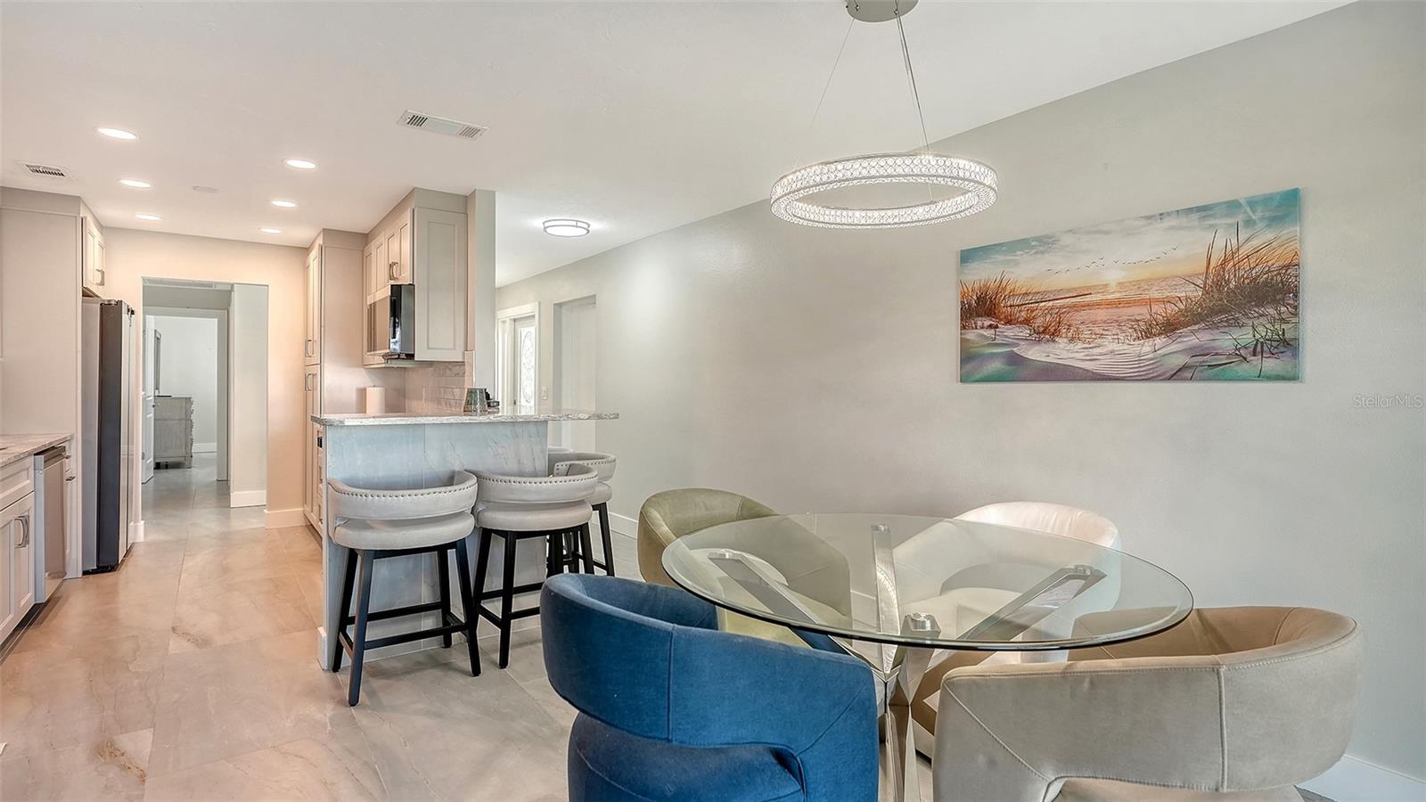 Image 14 of 61 For 131 Whispering Sands Circle V33