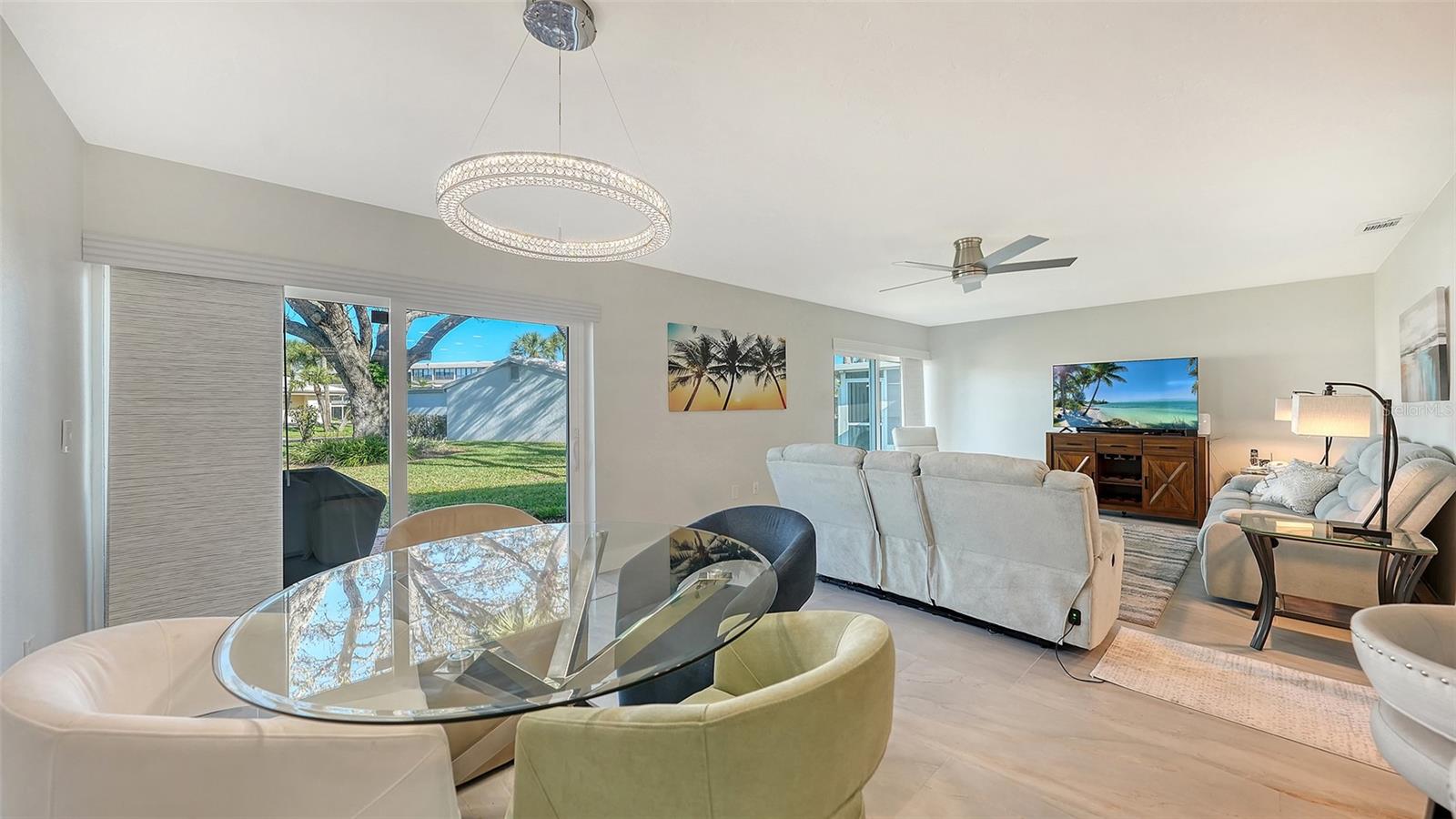 Image 7 of 61 For 131 Whispering Sands Circle V33