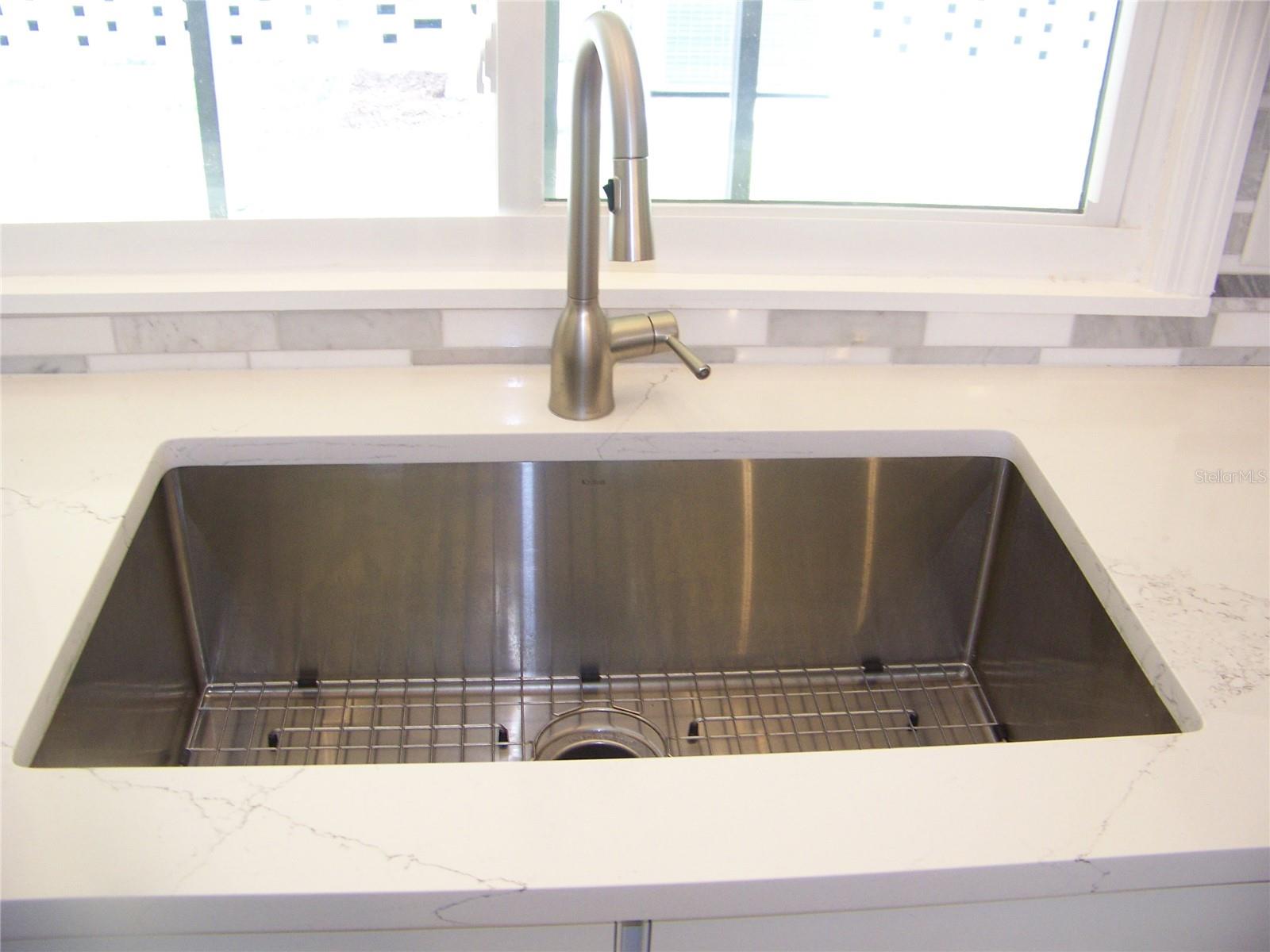 Image 15 of 61 For 15550 Burnt Store Road 202