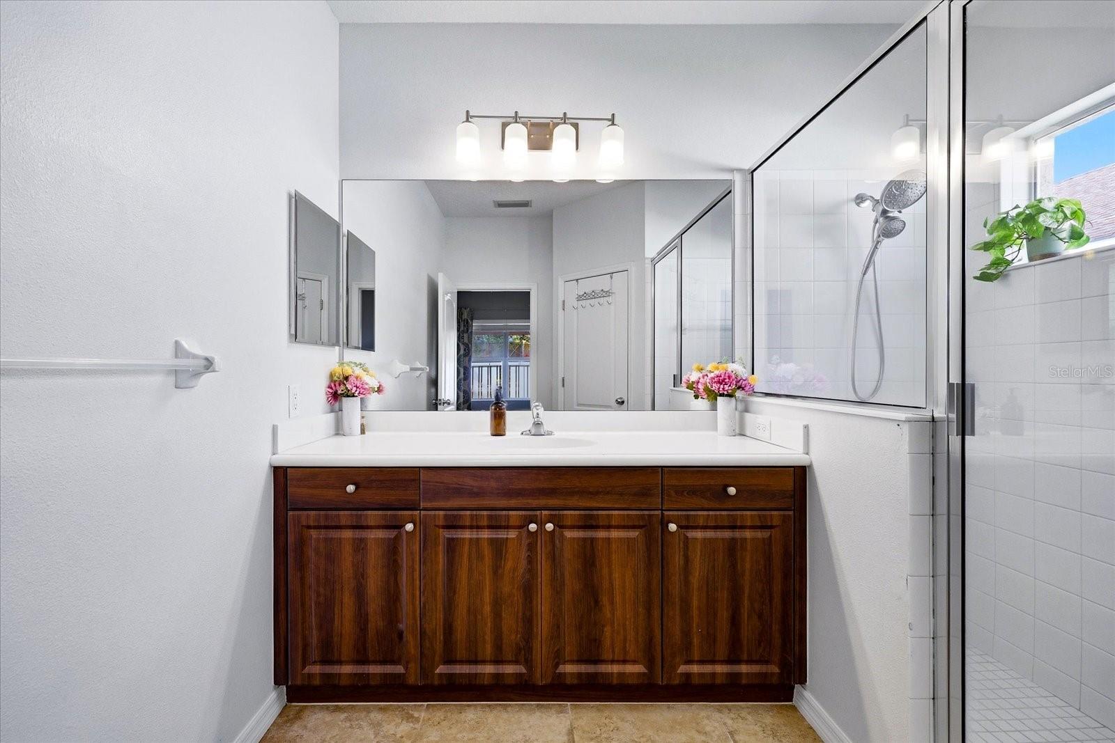 Image 23 of 44 For 4905 Boston Common Glen