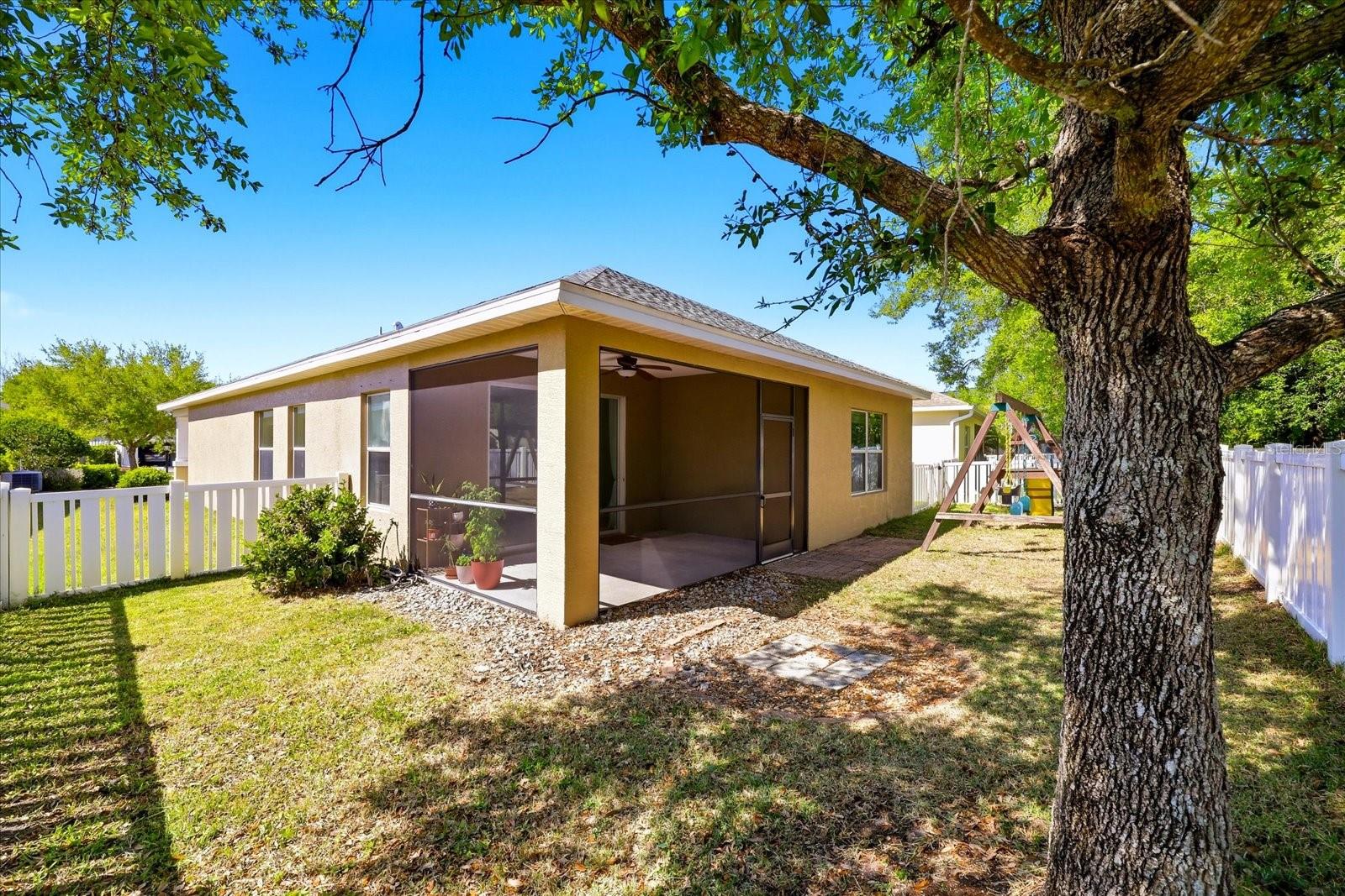 Image 32 of 44 For 4905 Boston Common Glen