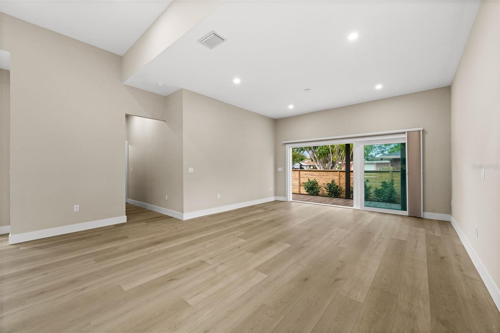 Image 14 of 40 For 2311 Sandrala Drive