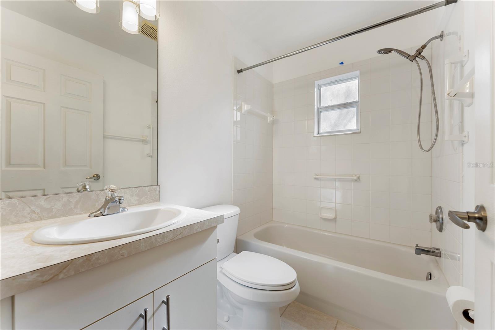 Image 23 of 39 For 6523 65th Avenue Drive E