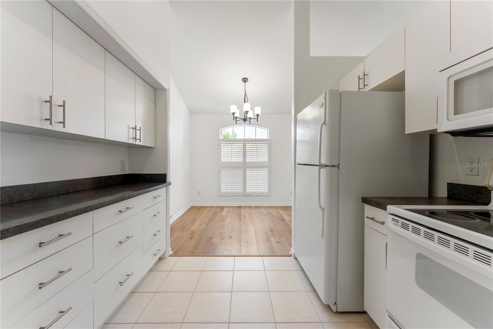 Image 8 of 39 For 6523 65th Avenue Drive E