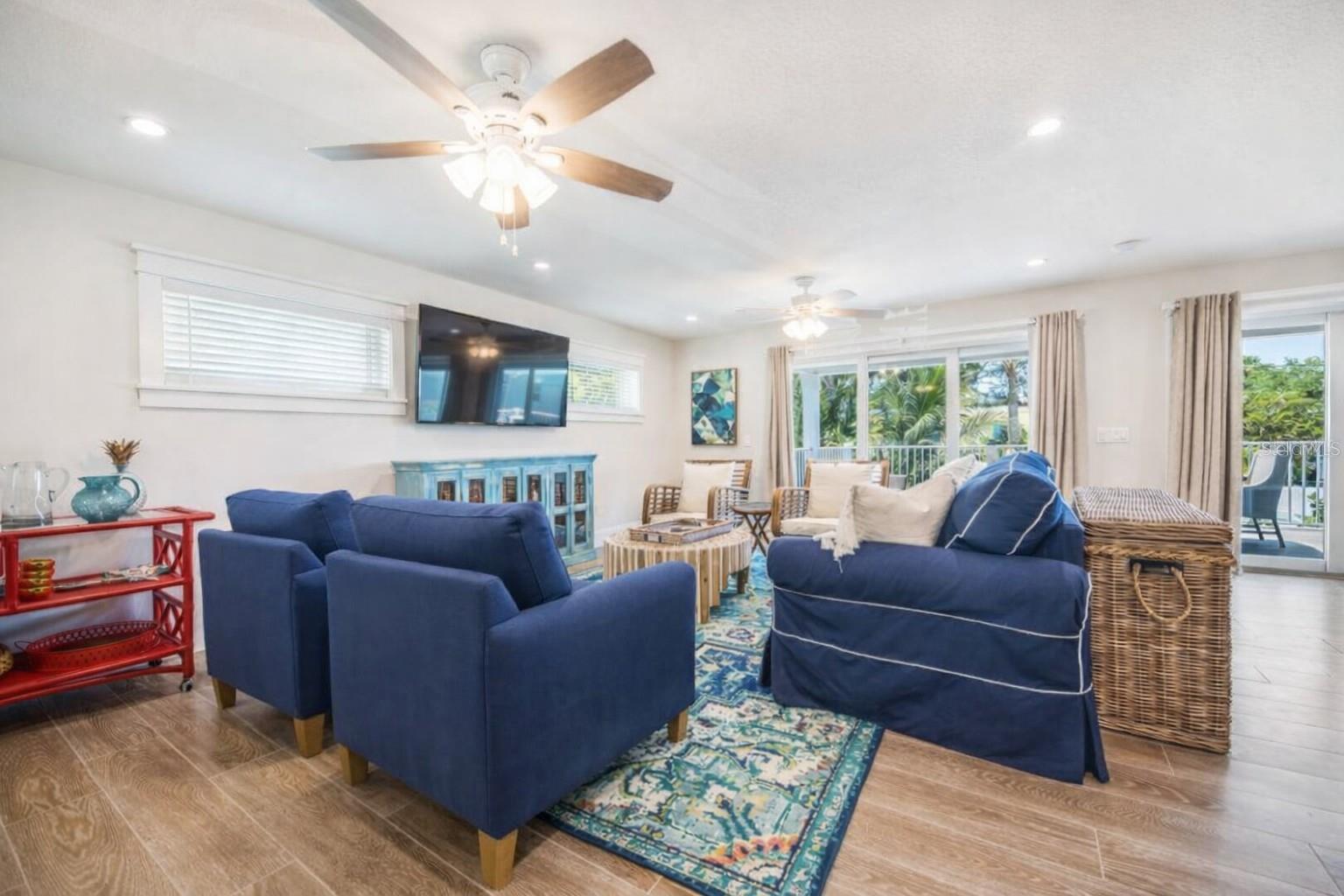 Image 11 of 49 For 332 Avenida De Mayo