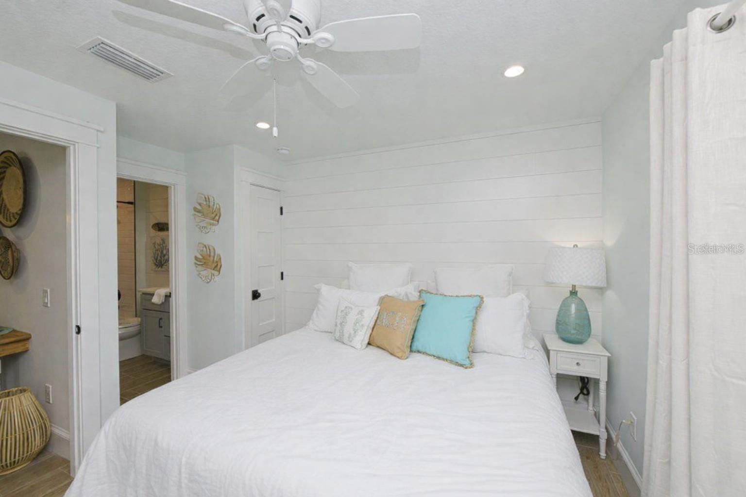 Image 14 of 49 For 332 Avenida De Mayo