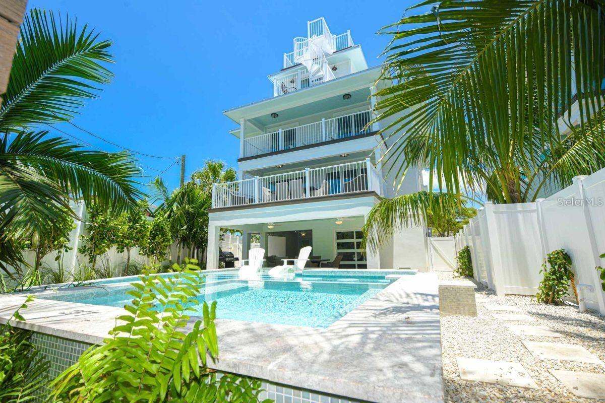 Image 2 of 49 For 332 Avenida De Mayo