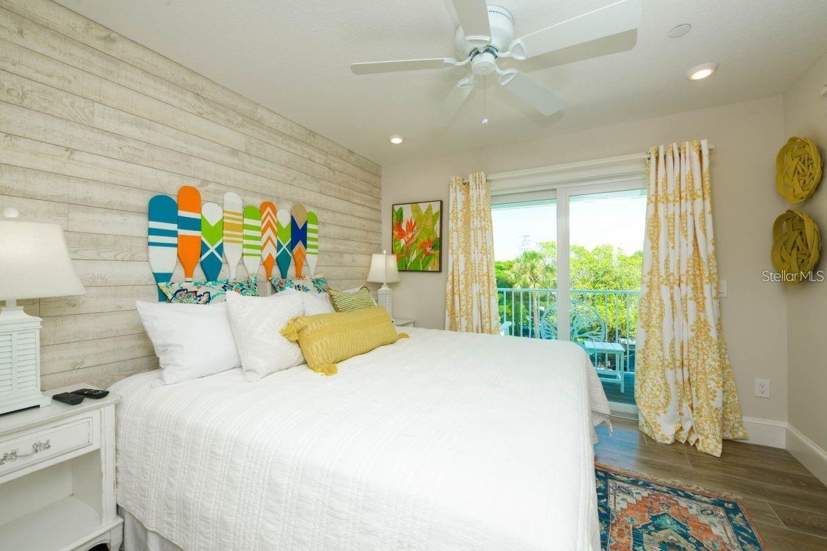 Image 24 of 49 For 332 Avenida De Mayo