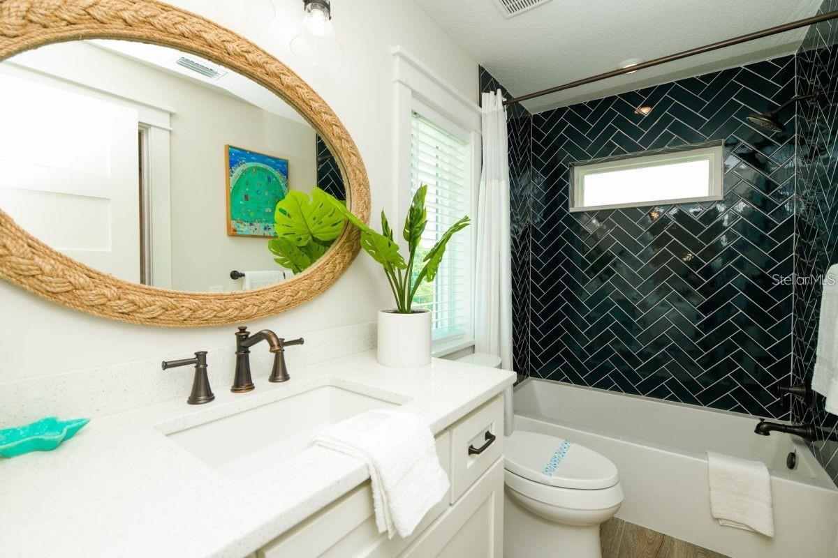 Image 25 of 49 For 332 Avenida De Mayo