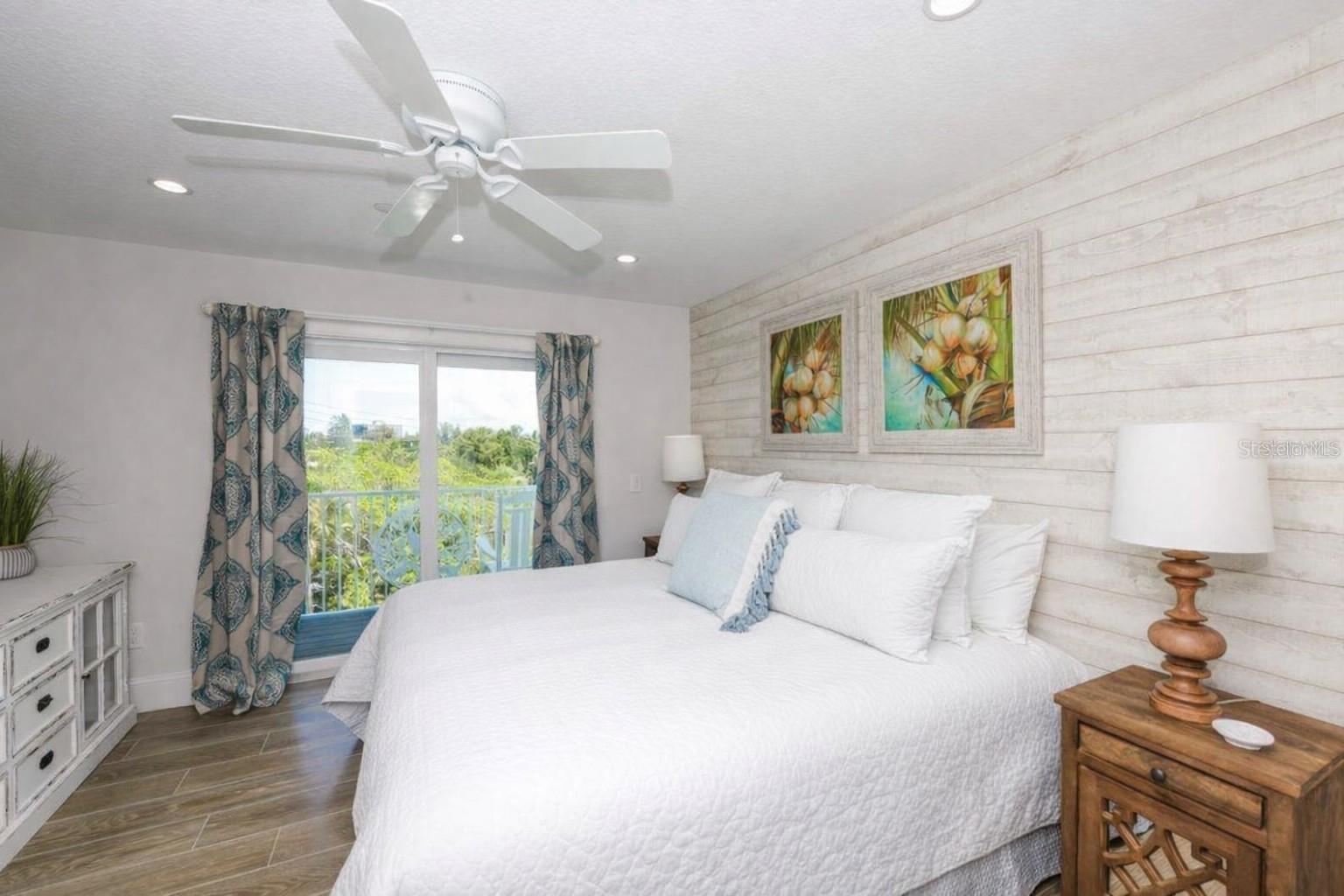 Image 28 of 49 For 332 Avenida De Mayo