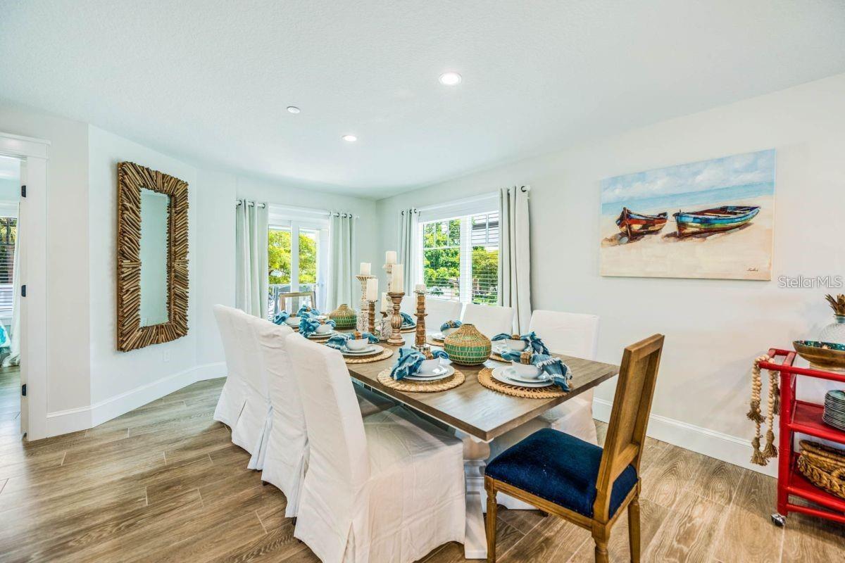 Image 9 of 49 For 332 Avenida De Mayo